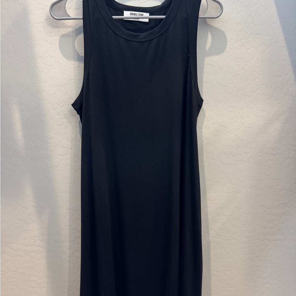 Black Sleeveless Dress